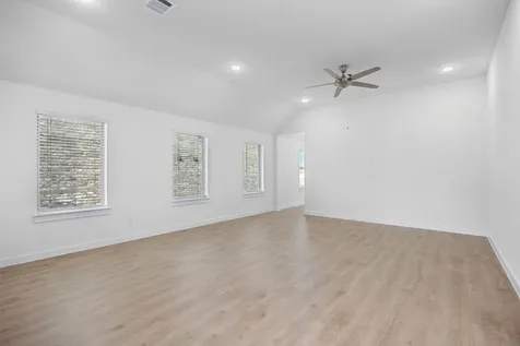 8007 Shining Flor Lane Lago Vista TX 78645