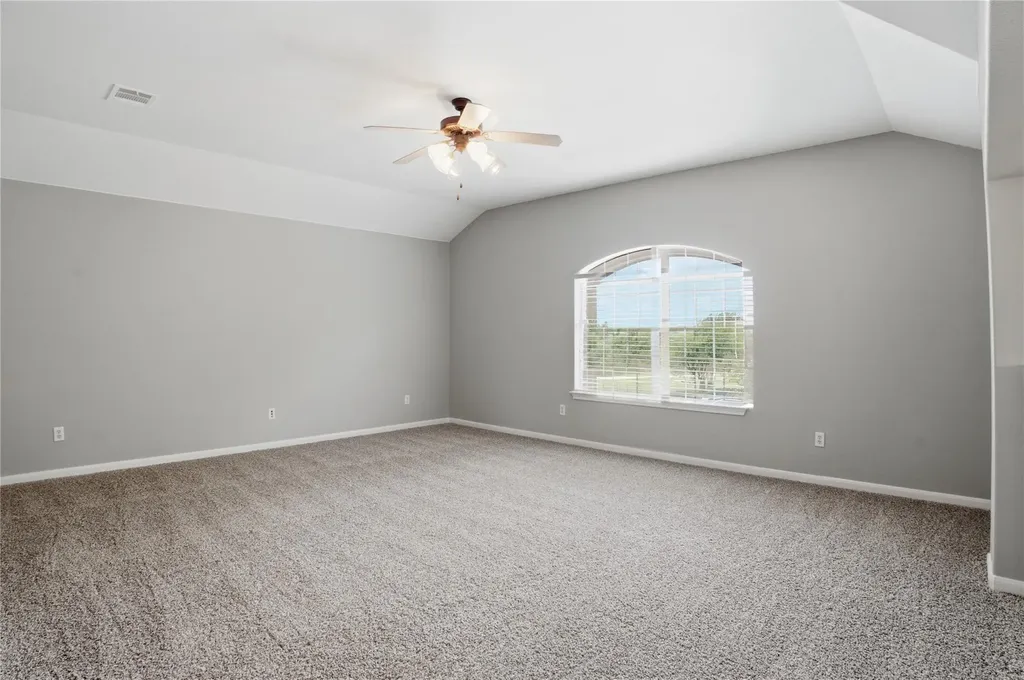 18305 Lake Edge Court Pflugerville TX 78660