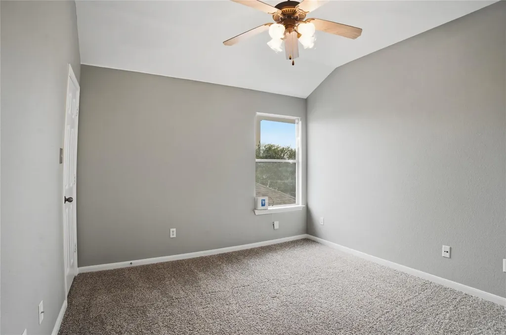 18305 Lake Edge Court Pflugerville TX 78660