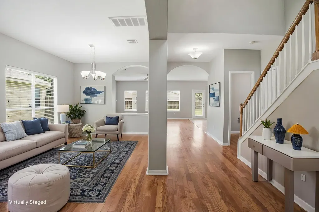 18305 Lake Edge Court Pflugerville TX 78660