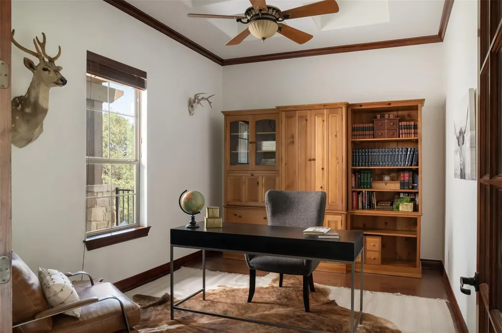 119 Creekside Trail Spicewood TX 78669