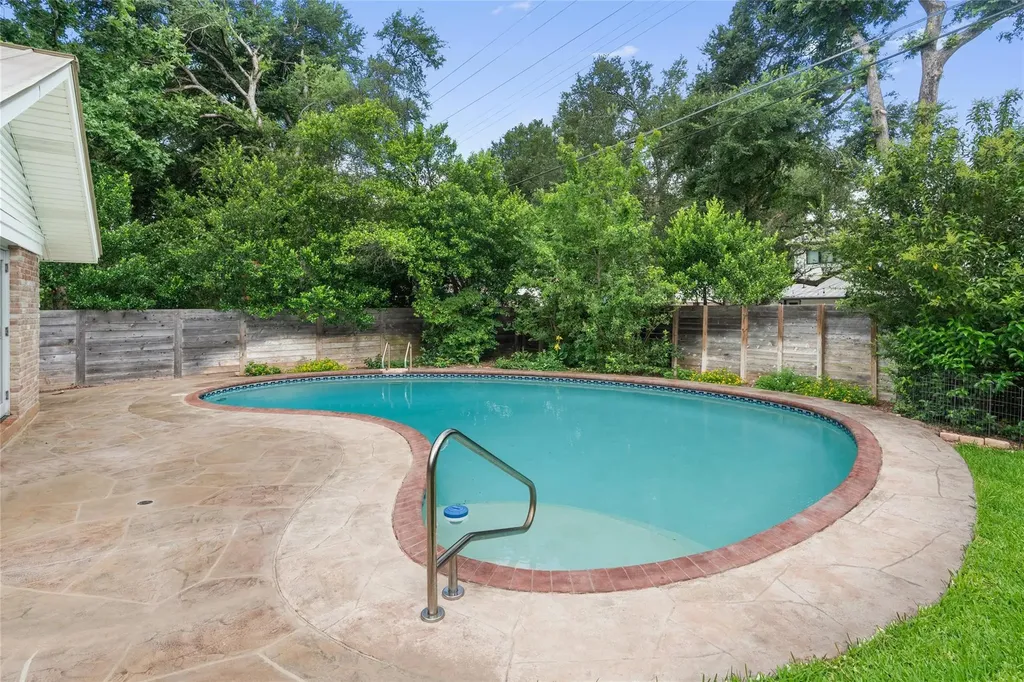 4208 North Hills Drive Austin TX 78731
