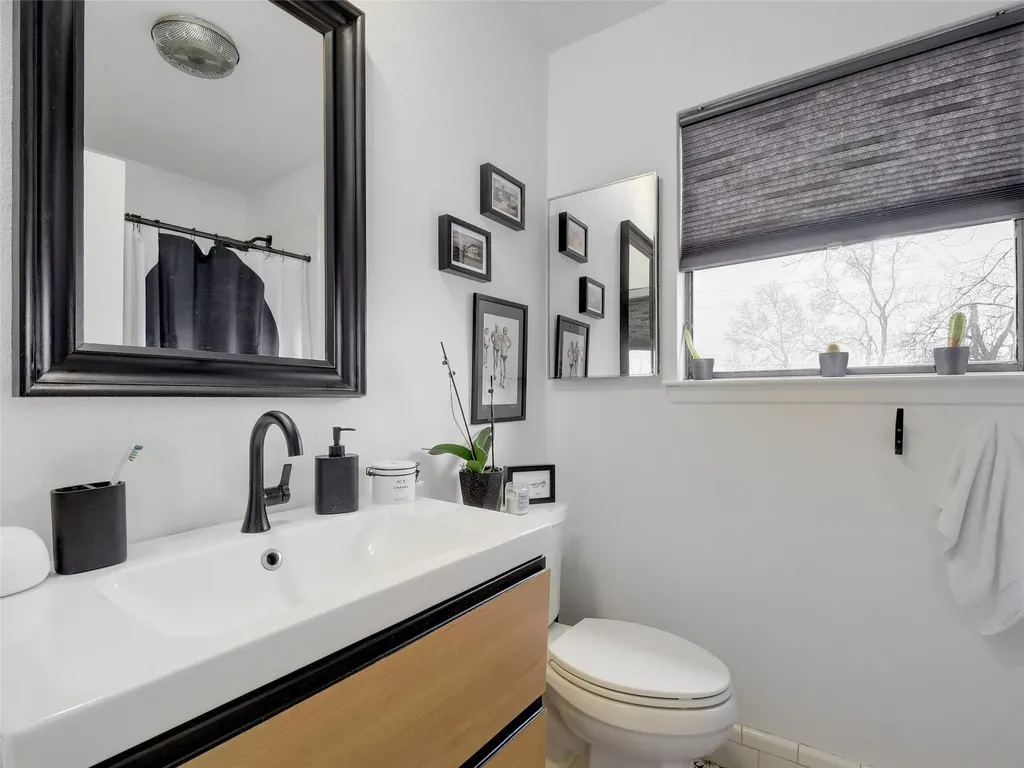 13322 Broadmeade Avenue Austin TX 78729