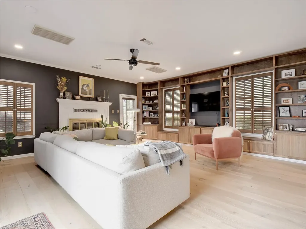 13322 Broadmeade Avenue Austin TX 78729