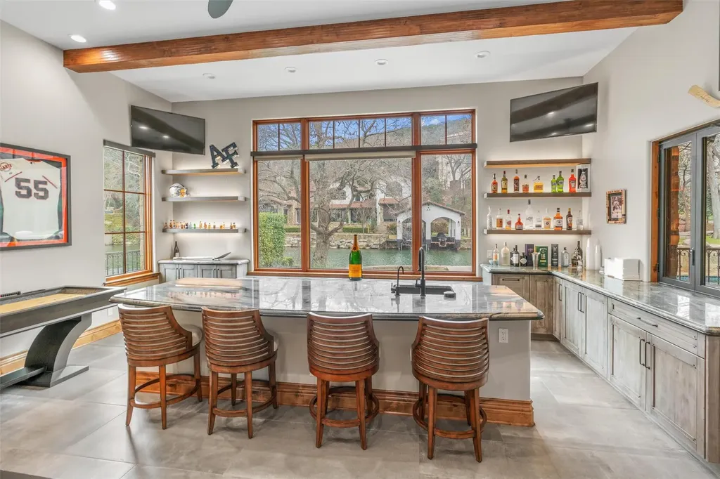 4407 Island Cove Austin TX 78731