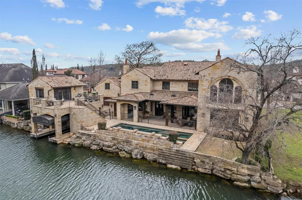 4407 Island Cove Austin TX 78731