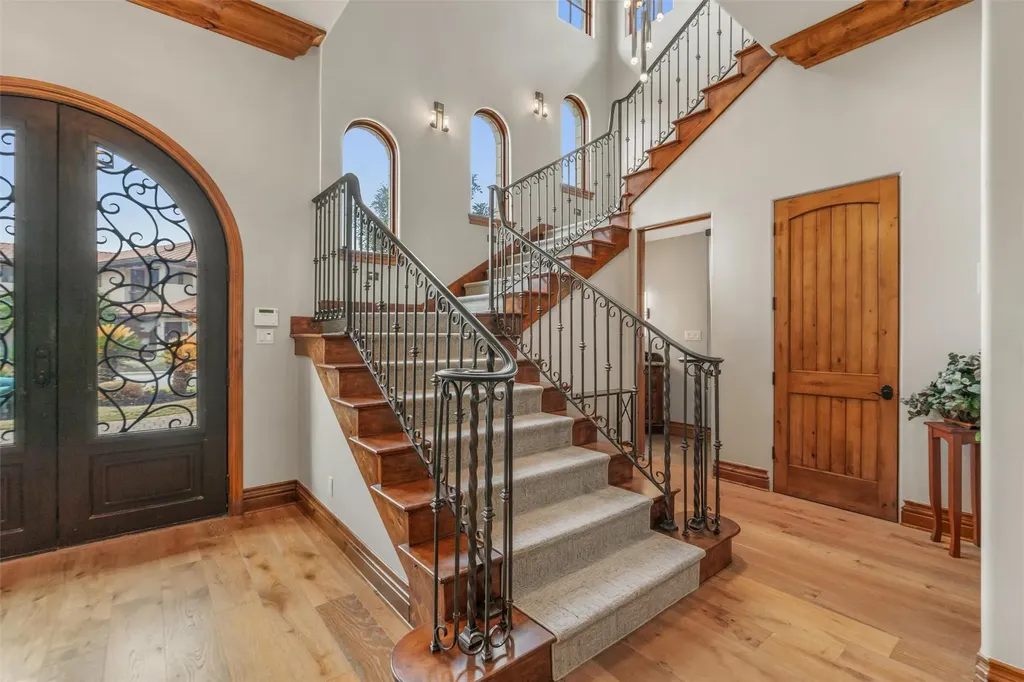 4407 Island Cove Austin TX 78731