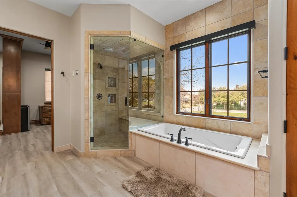 4407 Island Cove Austin TX 78731