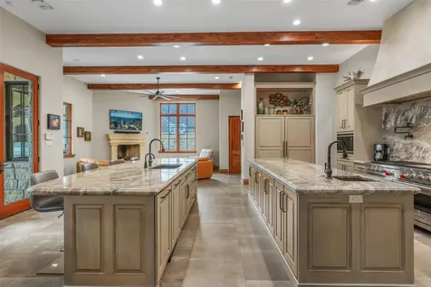 4407 Island Cove Austin TX 78731