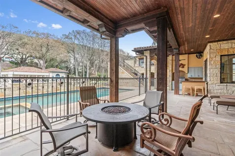 4407 Island Cove Austin TX 78731