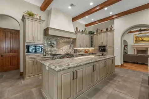 4407 Island Cove Austin TX 78731