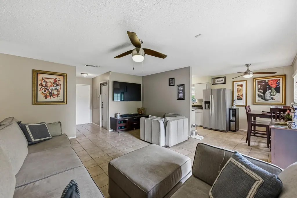 4910 Sylvandale Drive Austin TX 78745