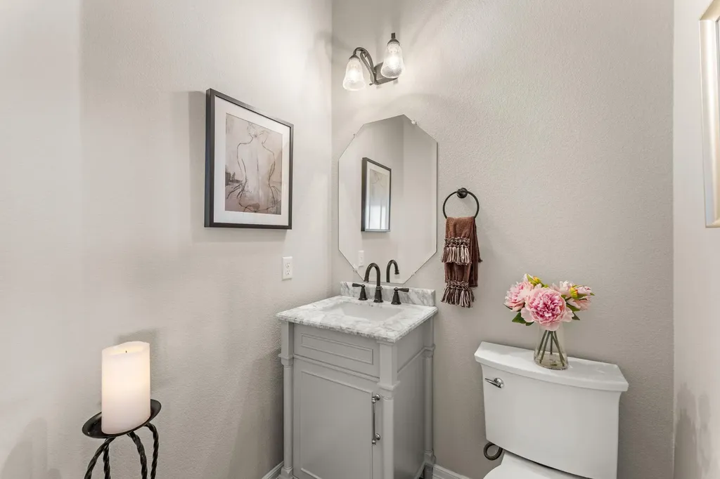 319 Lombardia Drive Austin TX 78734