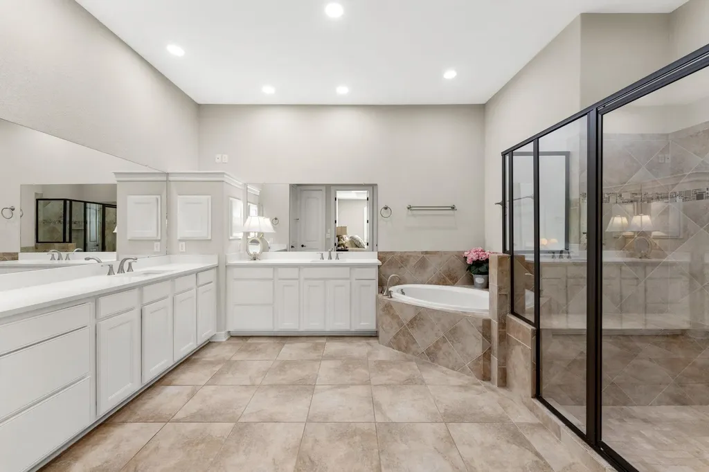 319 Lombardia Drive Austin TX 78734