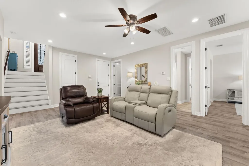 319 Lombardia Drive Austin TX 78734