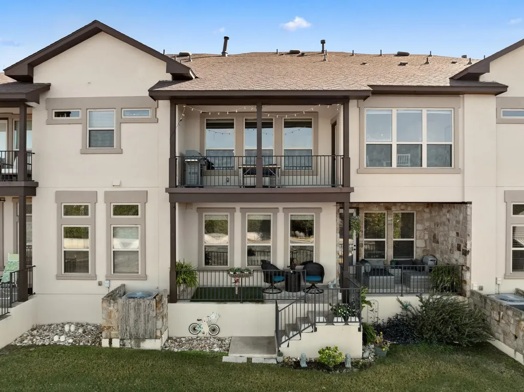 319 Lombardia Drive Austin TX 78734