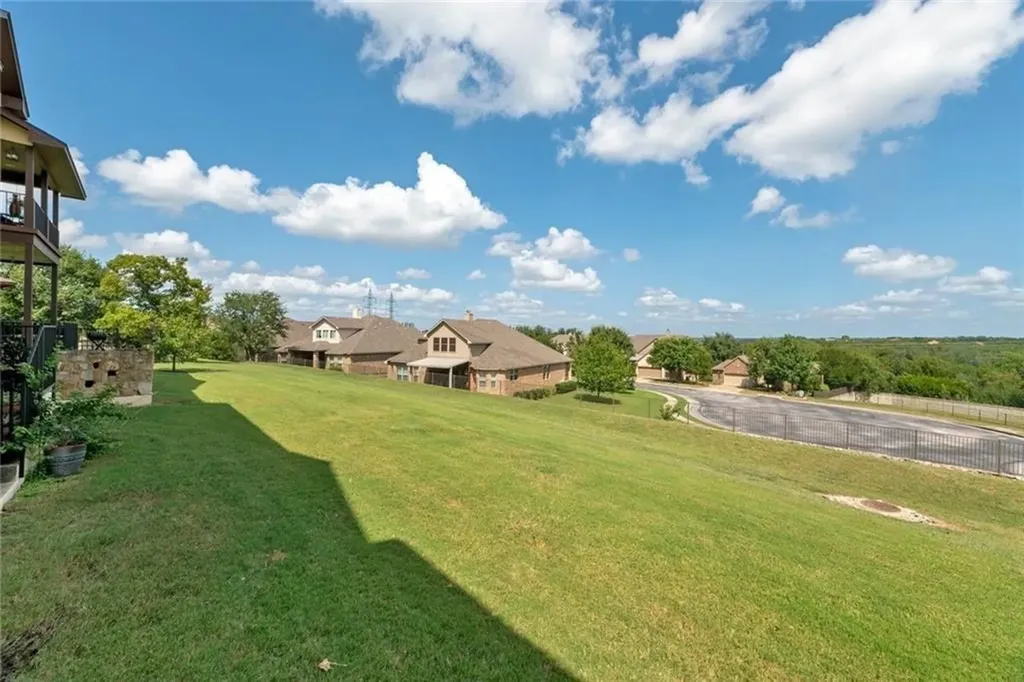 319 Lombardia Drive Austin TX 78734