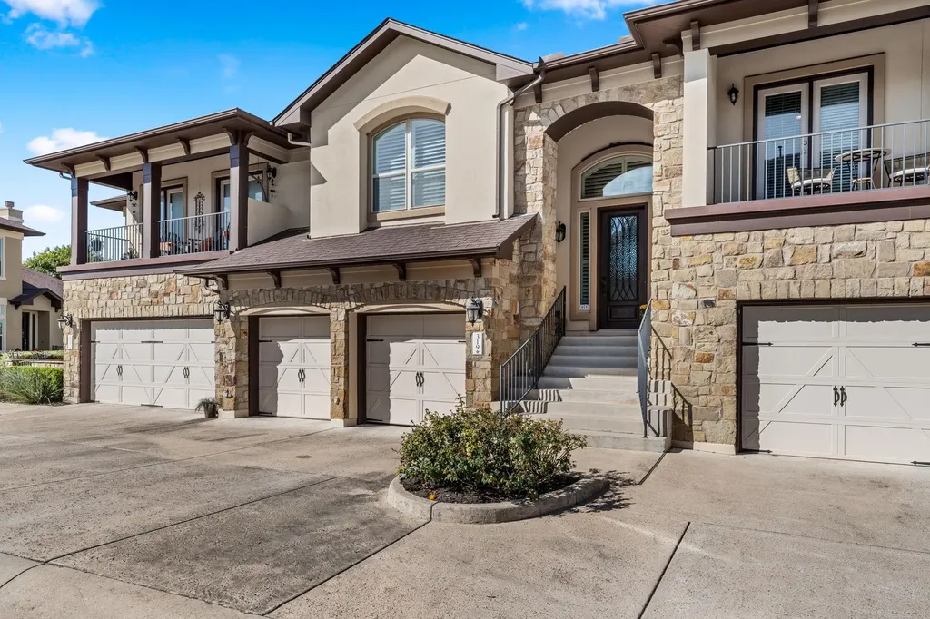 319 Lombardia Drive Austin TX 78734
