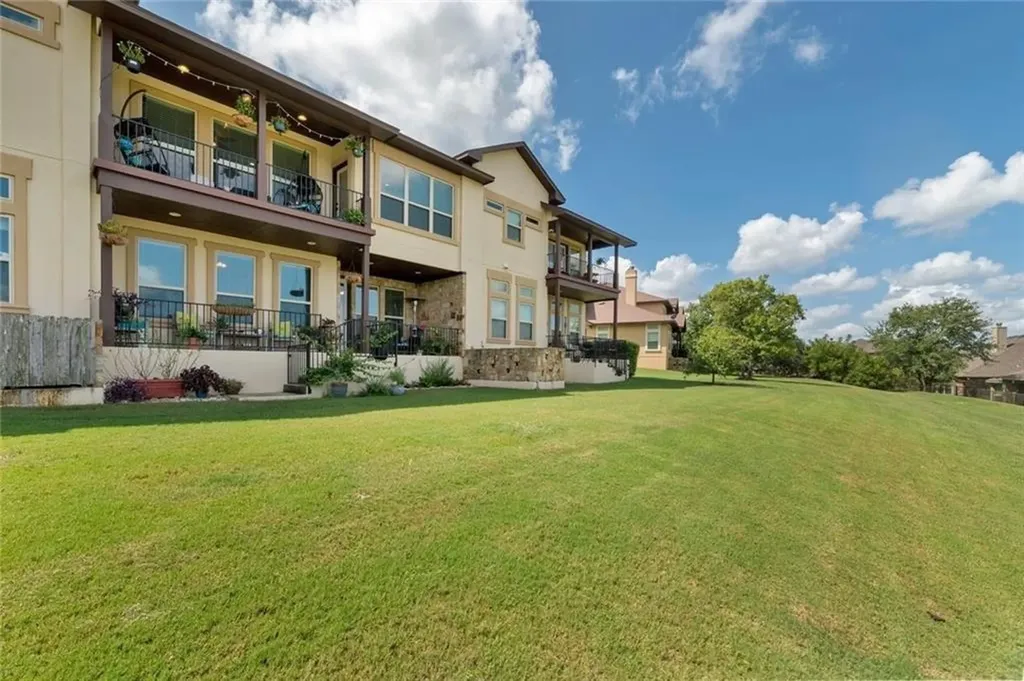 319 Lombardia Drive Austin TX 78734