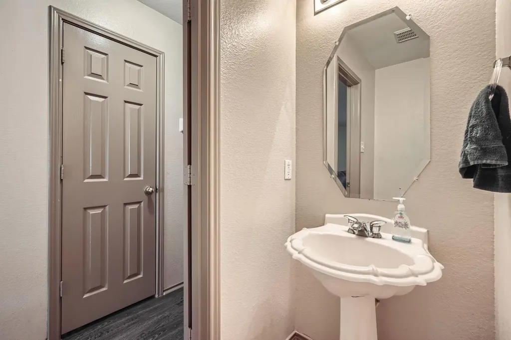1900 Jesse Owens Drive Austin TX 78748