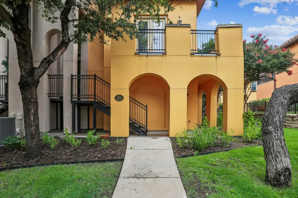 12113 Terraza Circle Austin TX 78726