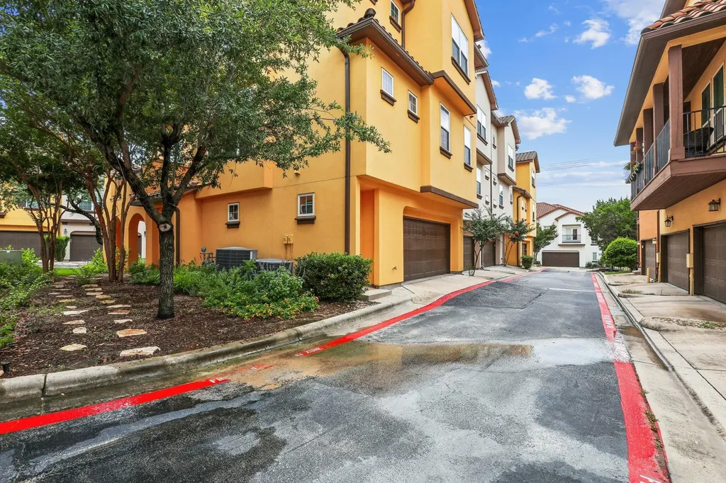 12113 Terraza Circle Austin TX 78726