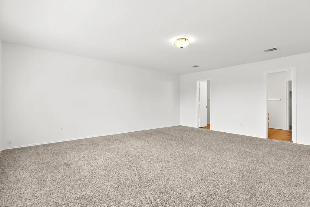 1635 Bayland Street Round Rock TX 78664