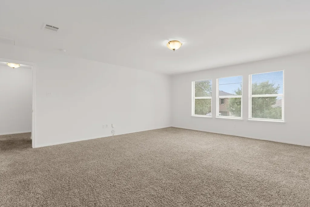 1635 Bayland Street Round Rock TX 78664