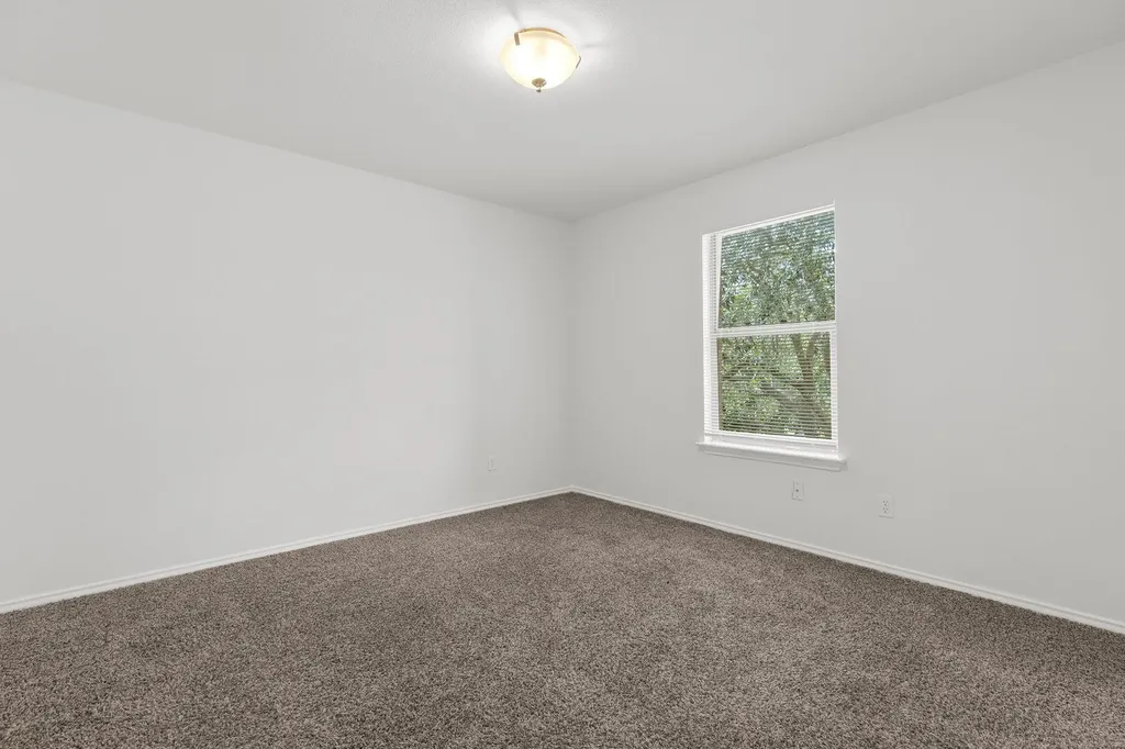 1635 Bayland Street Round Rock TX 78664