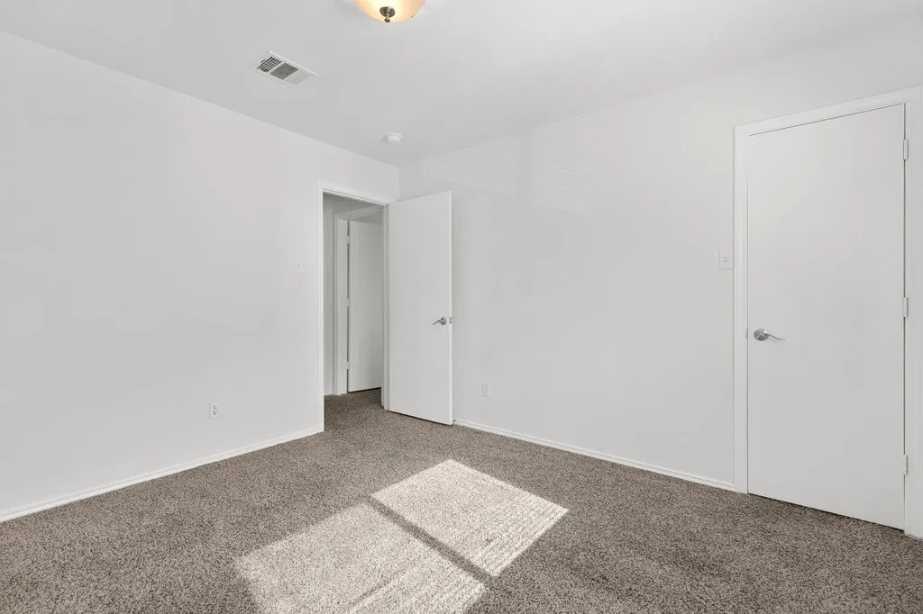 1635 Bayland Street Round Rock TX 78664