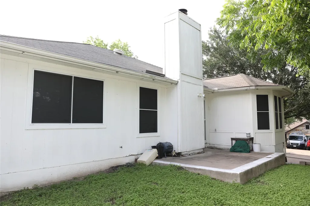 4901 Birch Creek Road Austin TX 78744