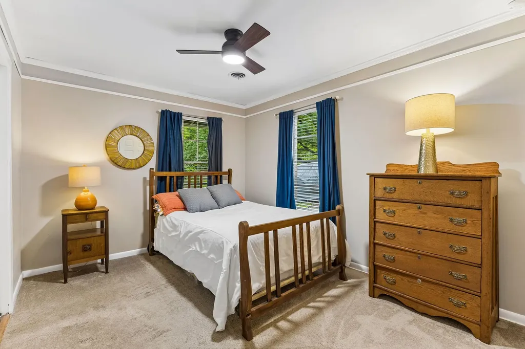 6902 Notre Dame Drive Austin TX 78723