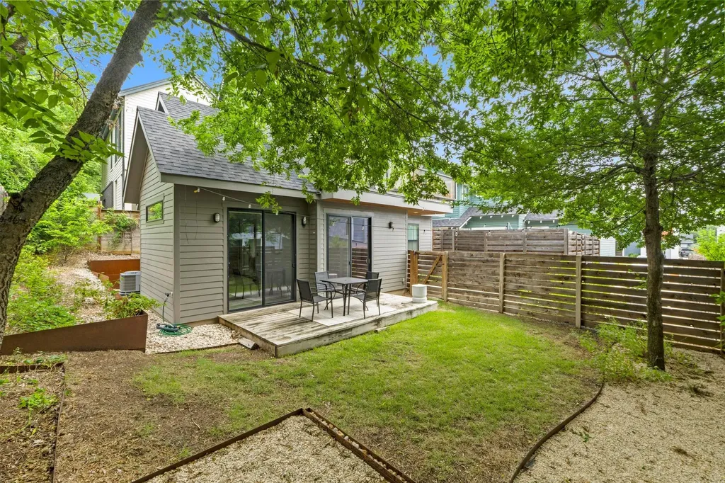 1706 Perez Street Austin TX 78721