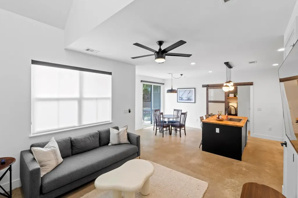 1706 Perez Street Austin TX 78721