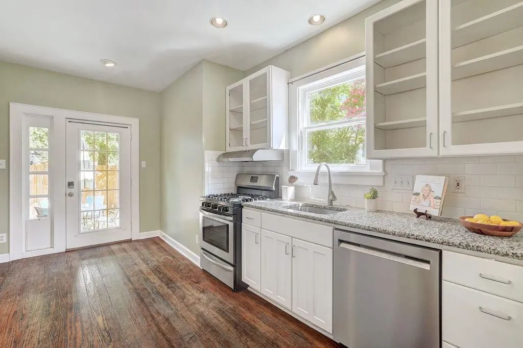 4412 Red River Street Austin TX 78751