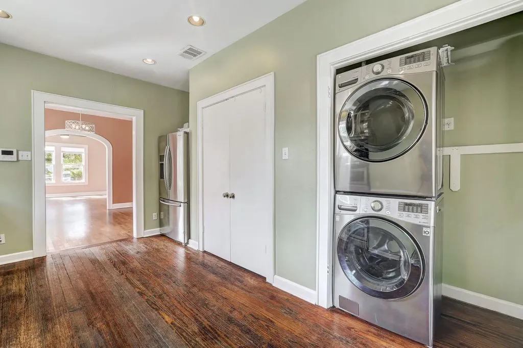 4412 Red River Street Austin TX 78751