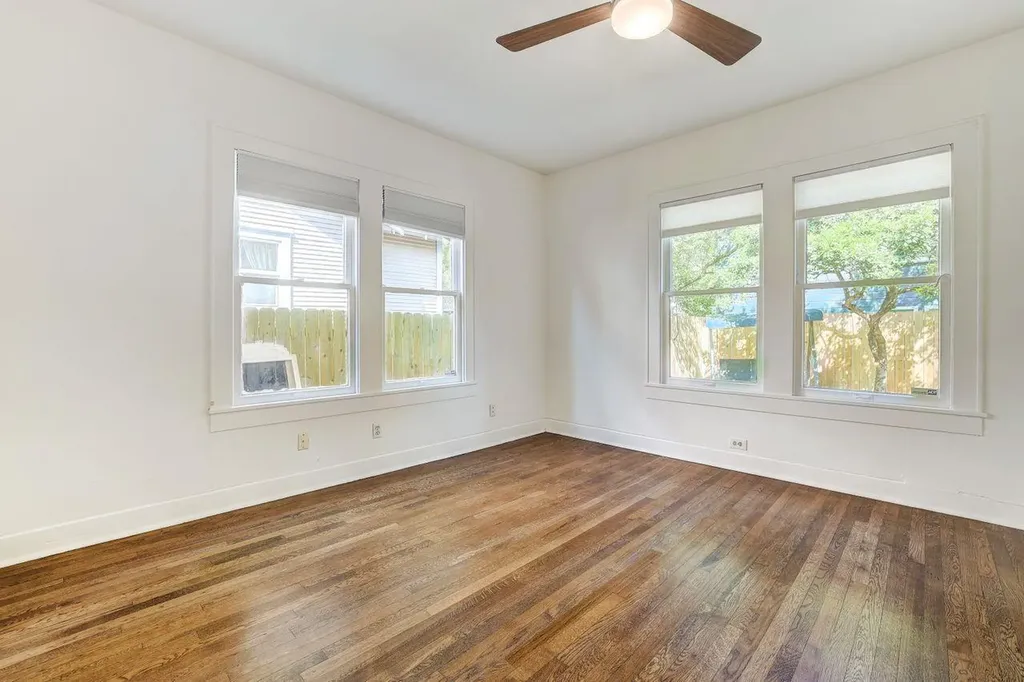 4412 Red River Street Austin TX 78751