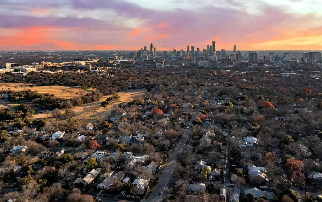 4412 Red River Street Austin TX 78751