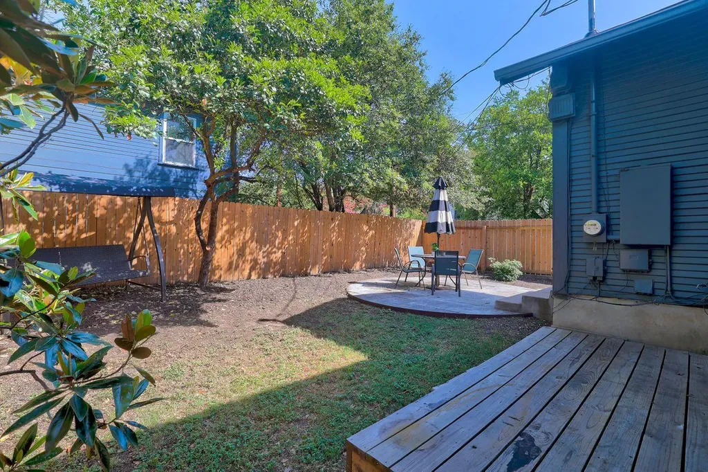 4412 Red River Street Austin TX 78751