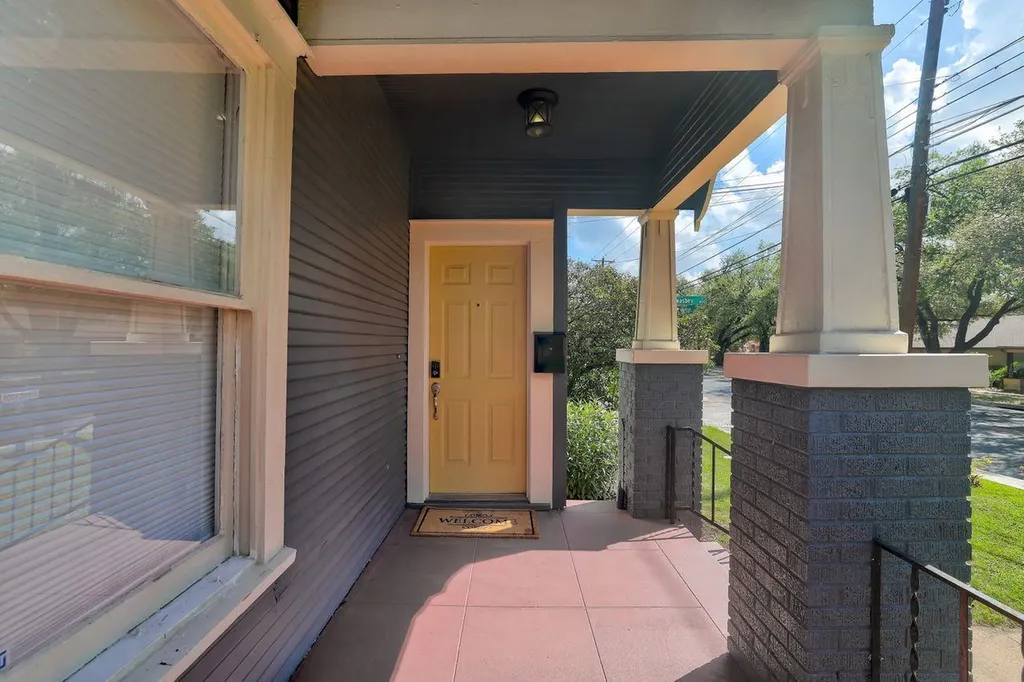 4412 Red River Street Austin TX 78751