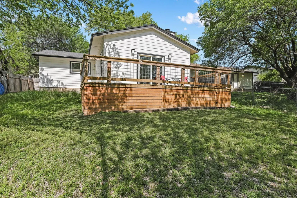 6913 Shannon Drive Austin TX 78724