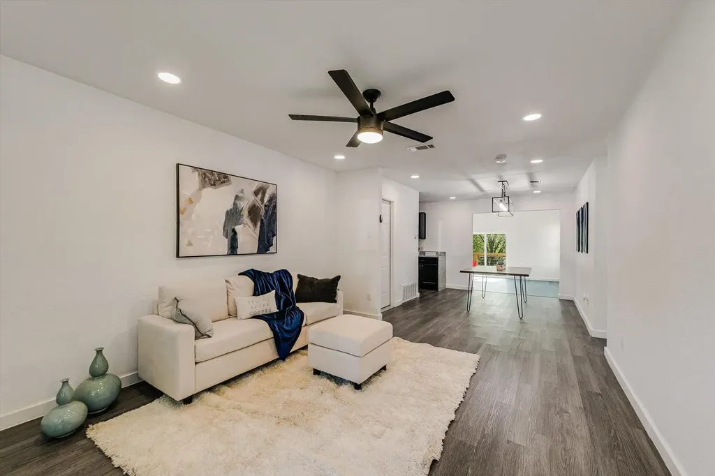 6913 Shannon Drive Austin TX 78724