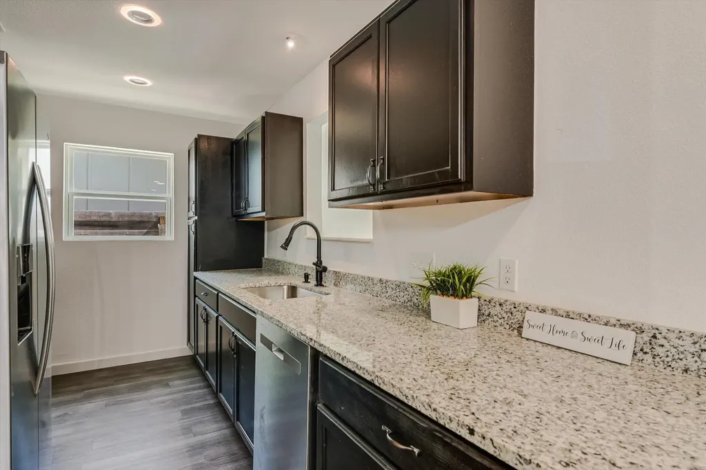 6913 Shannon Drive Austin TX 78724