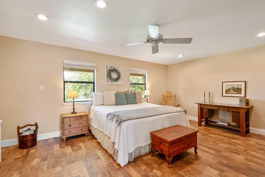 1905 Brushy Bend Drive Round Rock TX 78681