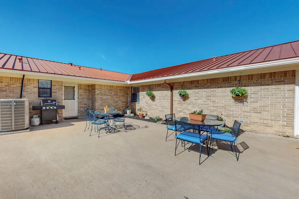 1905 Brushy Bend Drive Round Rock TX 78681