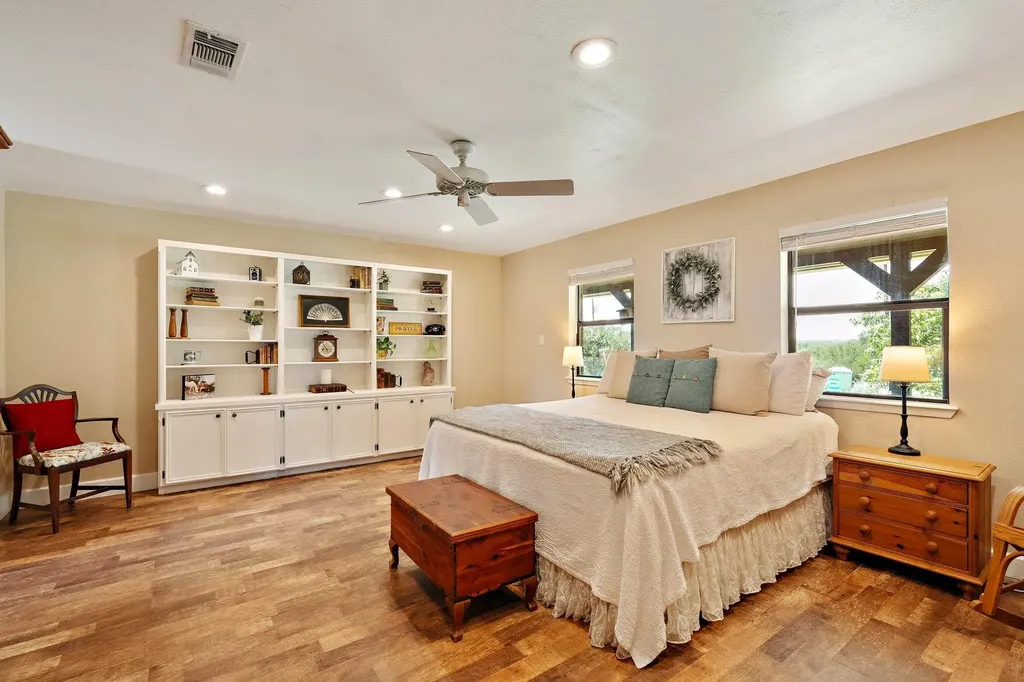 1905 Brushy Bend Drive Round Rock TX 78681