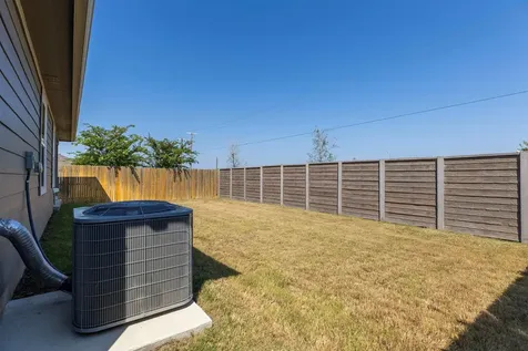 203 Mulberry Creek Lane Hutto TX 78634