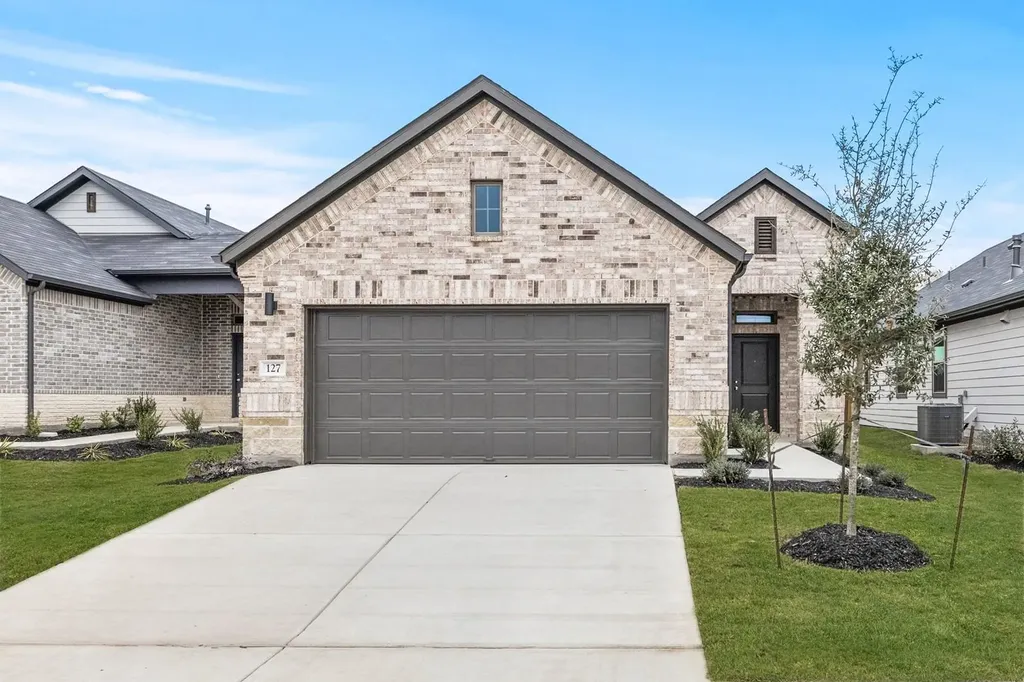 127 Tolo Drive Elgin TX 78621