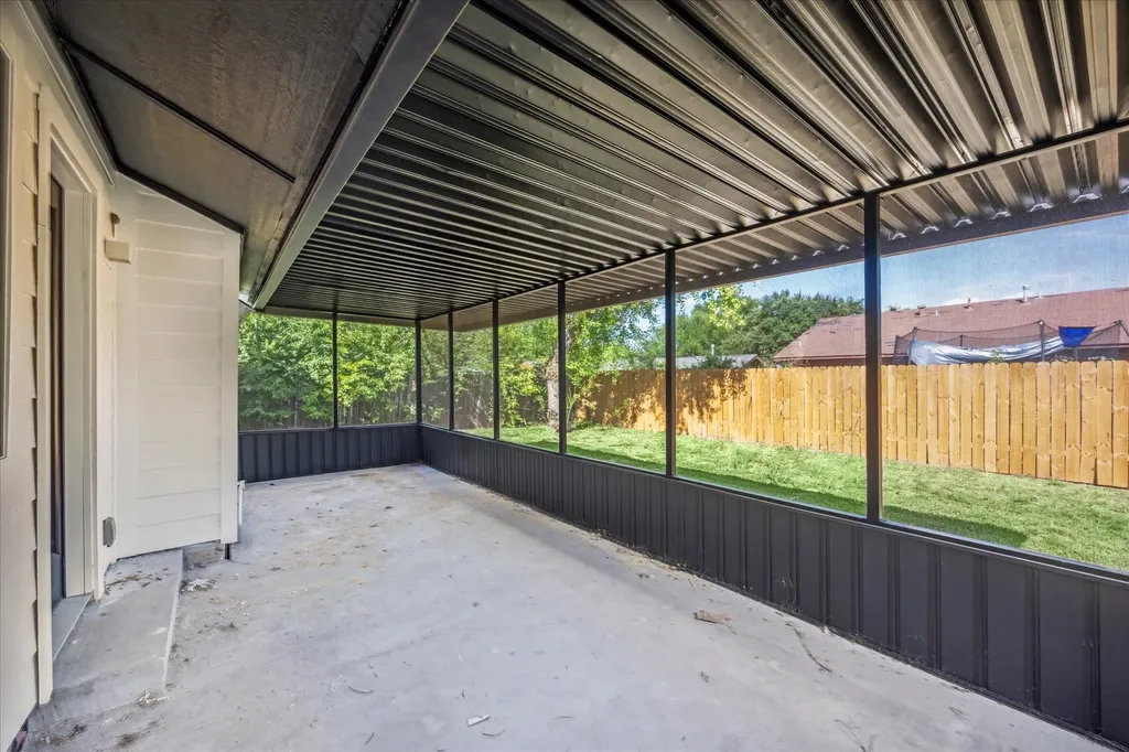 6411 Sandshof Drive Austin TX 78724