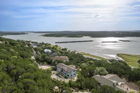 6300 Lakeshore Drive Lago Vista TX 78645